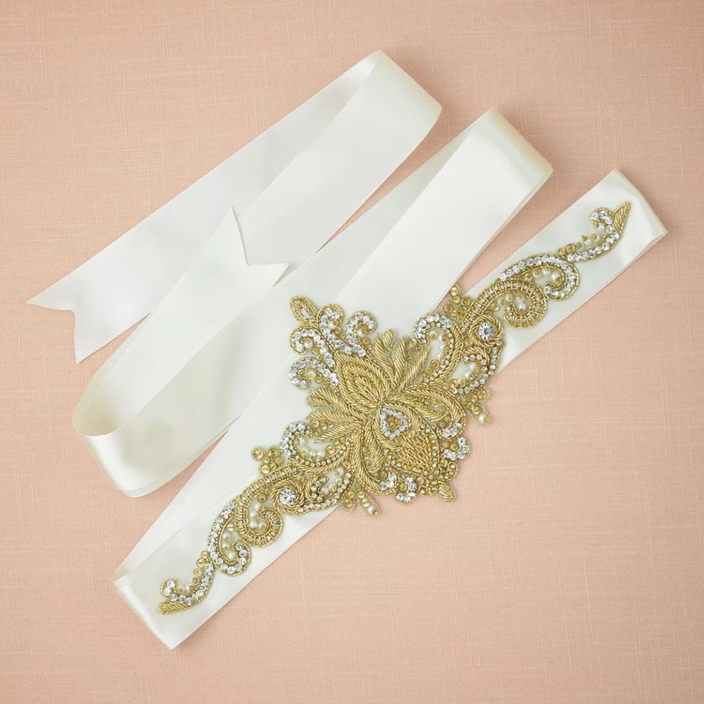 NWT Crystal Bridal Belt Rhinestone Wedding Sash - Picture 6 of 7